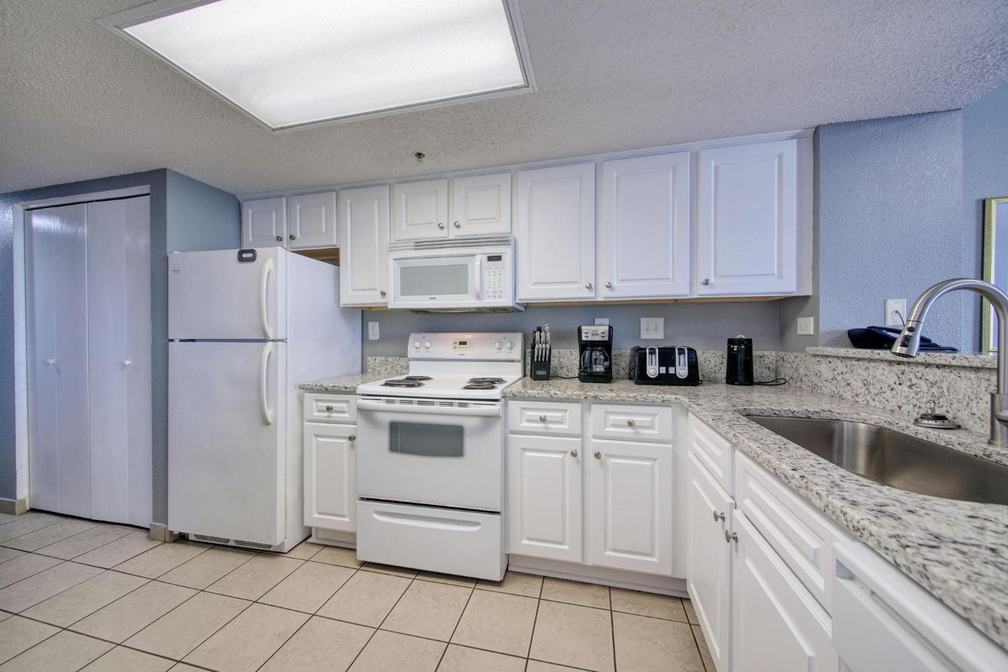 マートルビーチ 1604 N Ocean Blvd, 0906 - Ocean Front Sleeps 8ヴィラ エクステリア 写真
